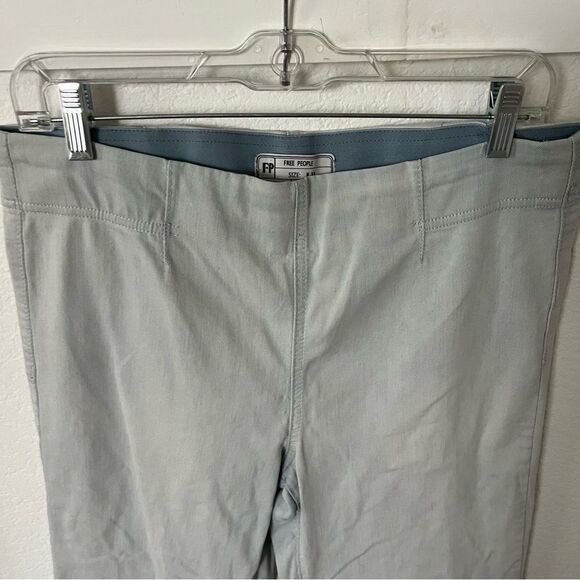 Free People Women's 31 Flare Denim Pants. - Picture 2 of 8